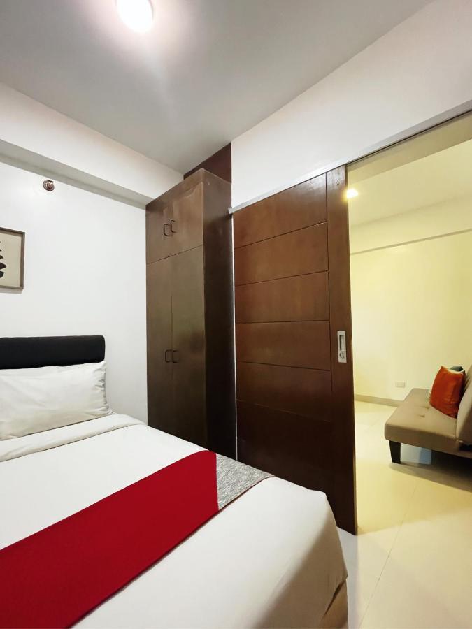 Airo Suites Makati Pasay Exteriér fotografie