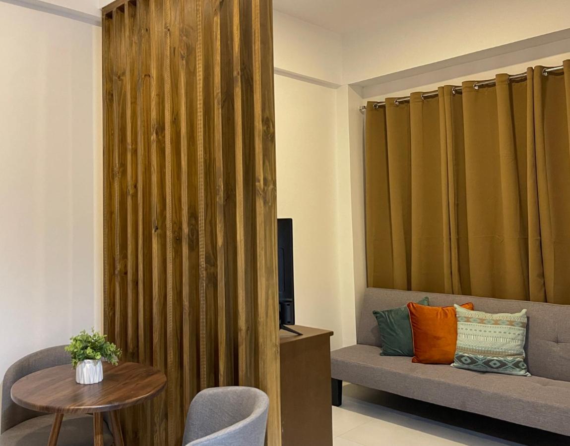 Airo Suites Makati Pasay Exteriér fotografie