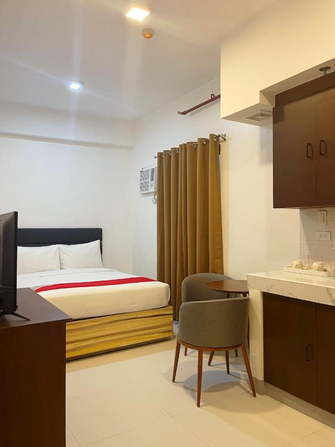 Airo Suites Makati Pasay Exteriér fotografie